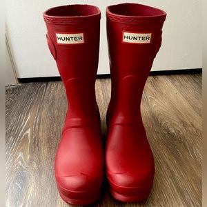 Hunter Original Women’s Short Rain Boot - size 6